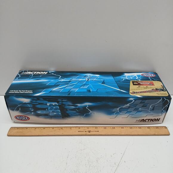 2006 BRANDON BERNSTEIN Budweiser/ Lucas Oil Top Fuel Dragster Diecast 1/24 - Picture 12 of 16